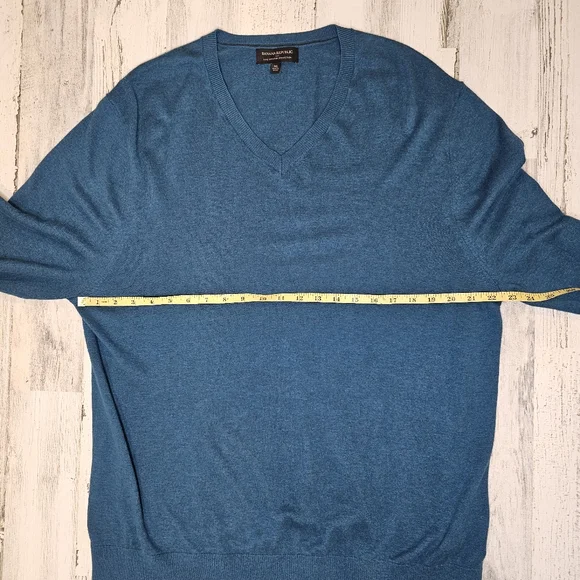 Banana Republic Luxe Sweater Collection V-Neck Mens XL Blue Soft Long Sleeve - Picture 8 of 8